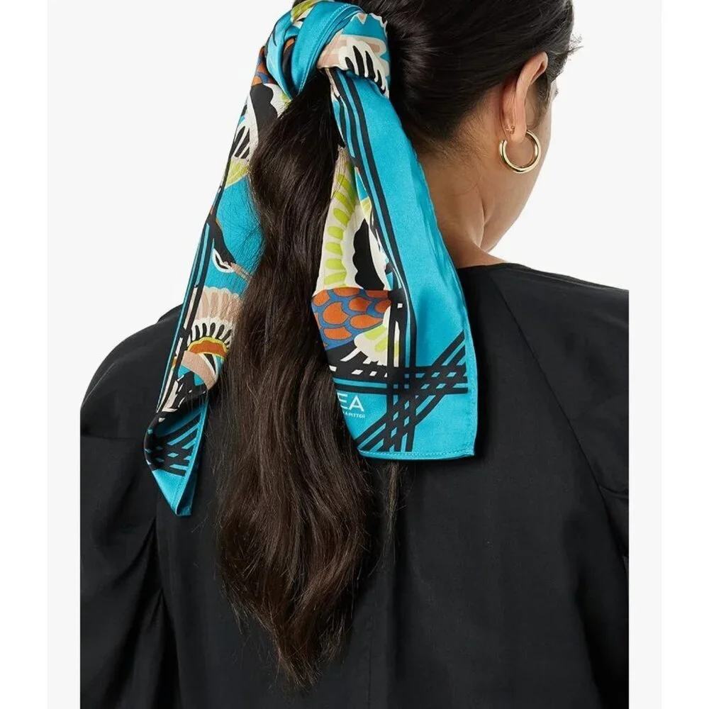 TEREA Women's Standard Aniyah Crane Print Silky Scarf multiple ways to wear NWT